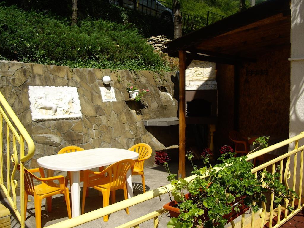 Guest House Rusalka Sjipkovo Exteriör bild