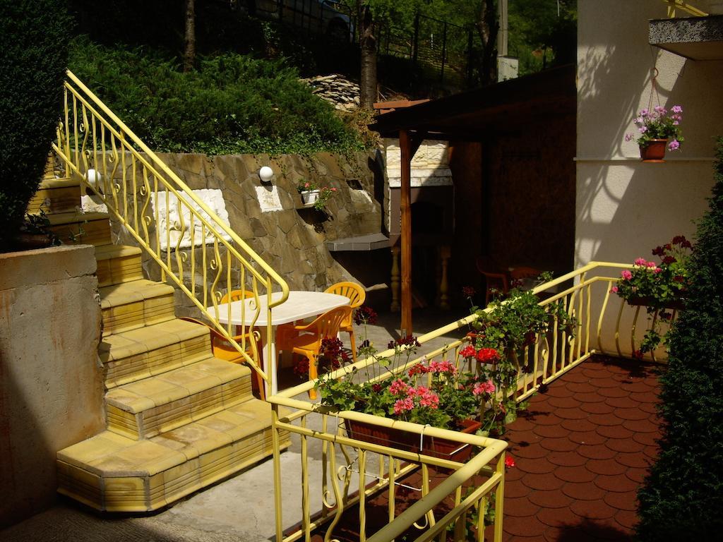 Guest House Rusalka Sjipkovo Exteriör bild