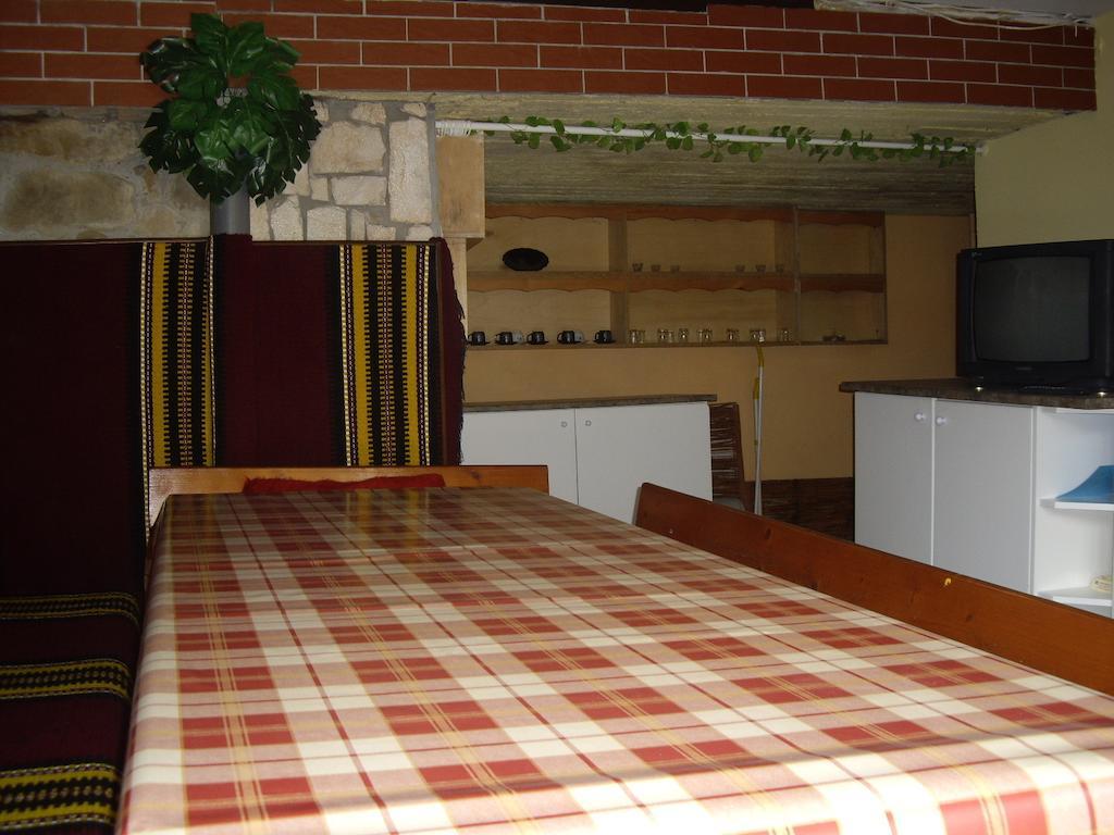 Guest House Rusalka Sjipkovo Exteriör bild